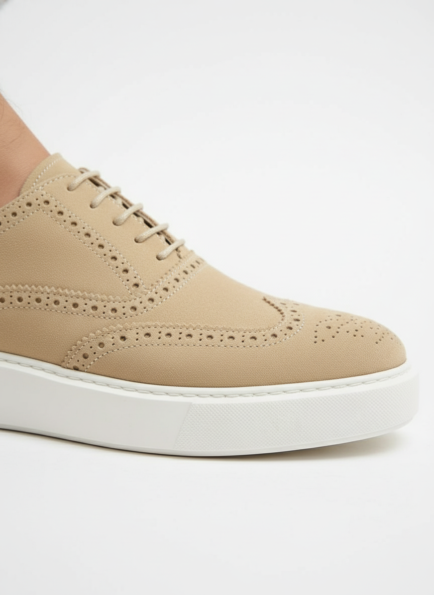 Girotti Beige sole detail
