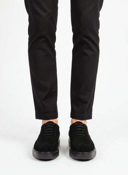 Girotti Noir standing